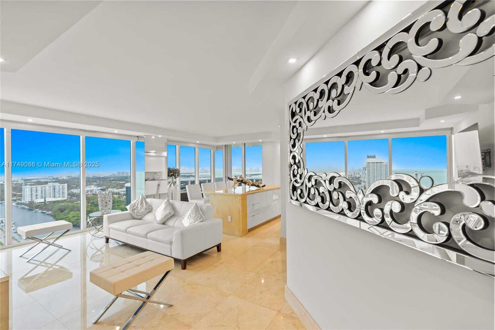Small Image of 4775 COLLINS AVE #3505, Miami Beach Number 16