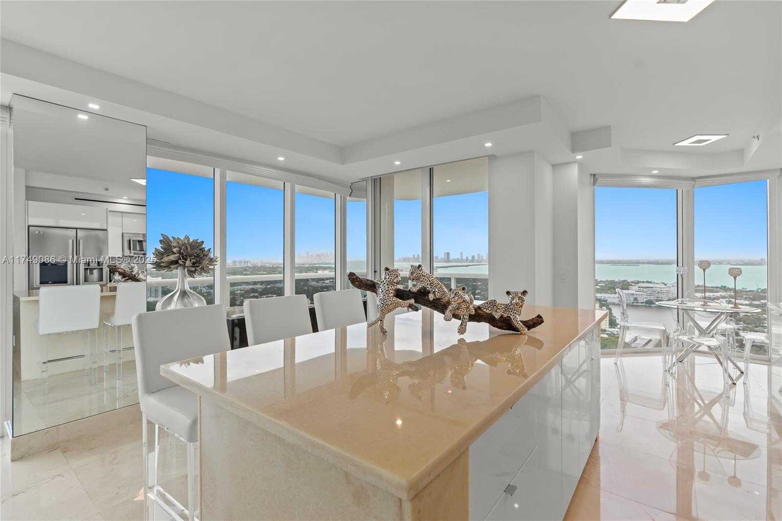 Small Image of 4775 COLLINS AVE #3505, Miami Beach Number 20