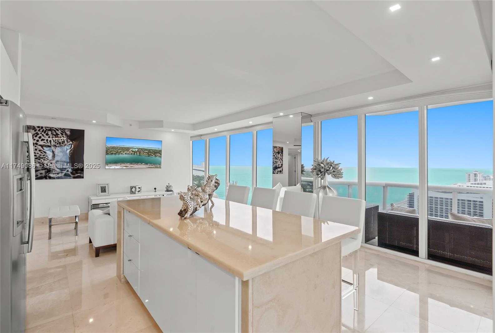 Small Image of 4775 COLLINS AVE #3505, Miami Beach Number 25
