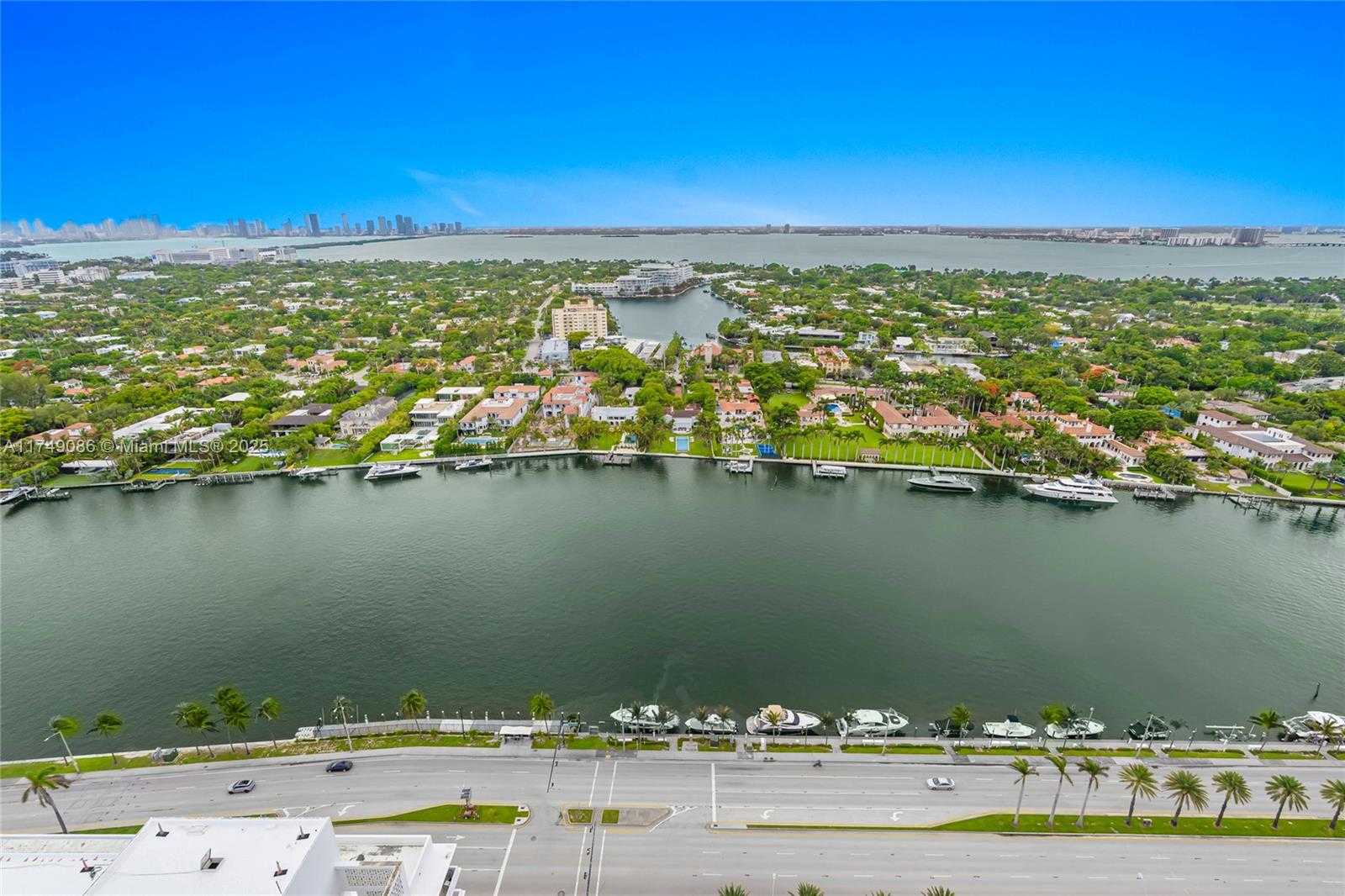Small Image of 4775 COLLINS AVE #3505, Miami Beach Number 5