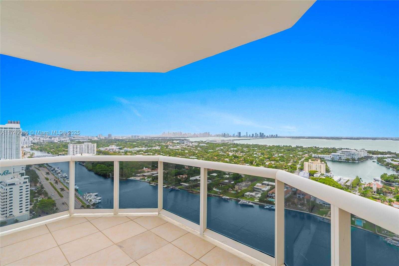 Small Image of 4775 COLLINS AVE #3505, Miami Beach Number 7