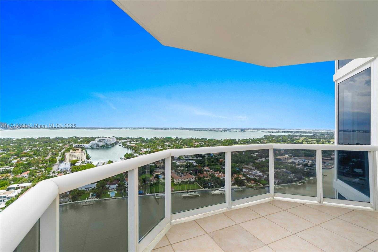 Small Image of 4775 COLLINS AVE #3505, Miami Beach Number 8