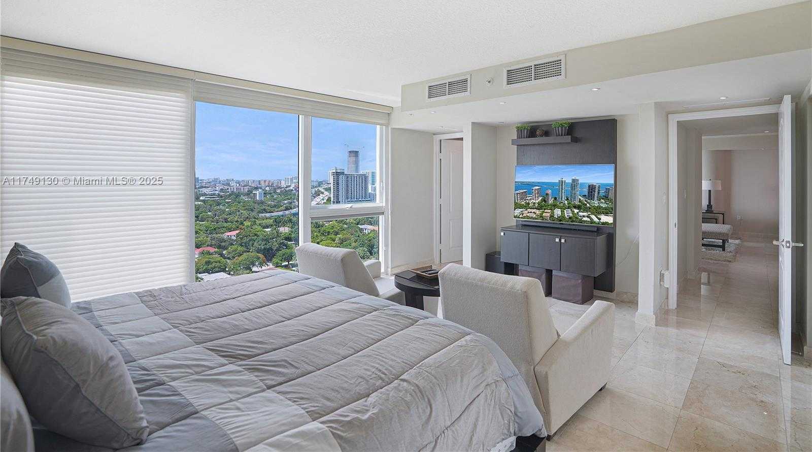Small Image of 2101 BRICKELL AVE #1812, Miami Number 19