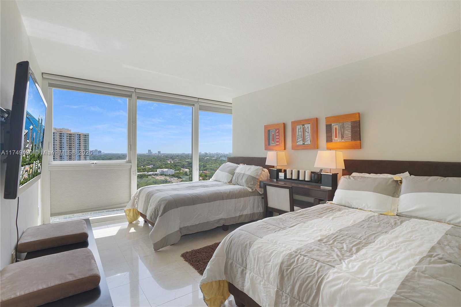 Small Image of 2101 BRICKELL AVE #1812, Miami Number 24