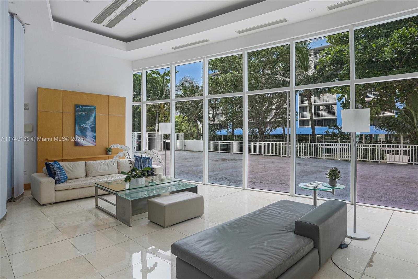 Small Image of 2101 BRICKELL AVE #1812, Miami Number 37