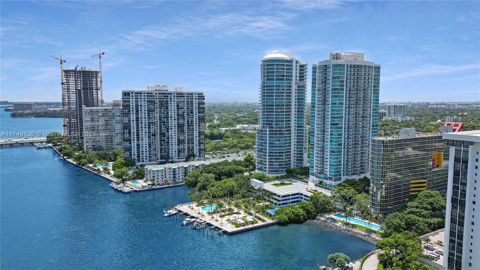 Small Image of 2101 BRICKELL AVE #1812, Miami Number 52