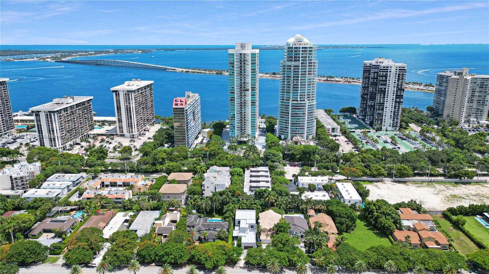 Small Image of 2101 BRICKELL AVE #1812, Miami Number 54