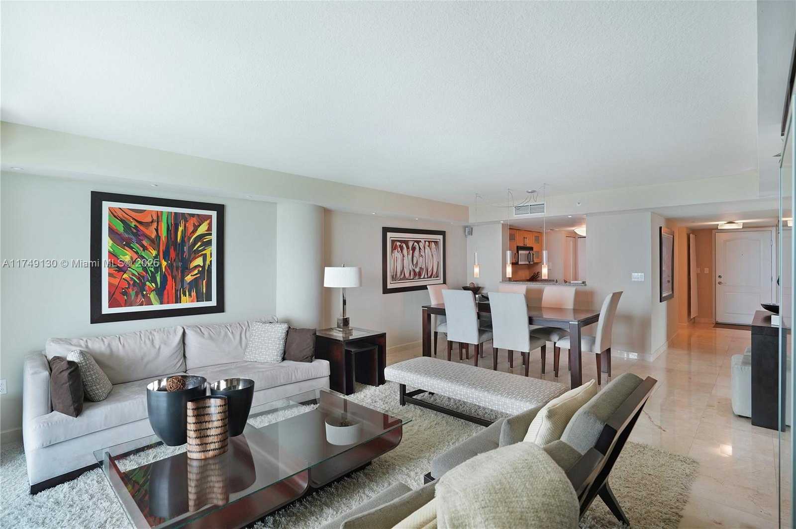 Small Image of 2101 BRICKELL AVE #1812, Miami Number 7