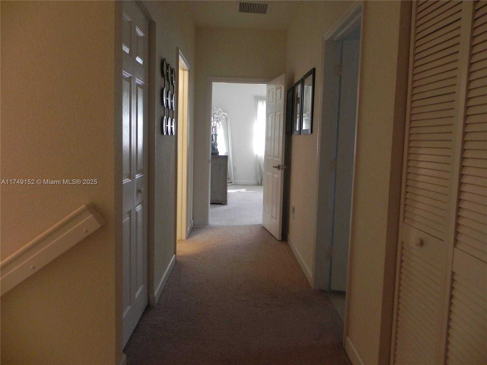 Small Image of 12170 VILLAGE PL #1, Davie Number 24