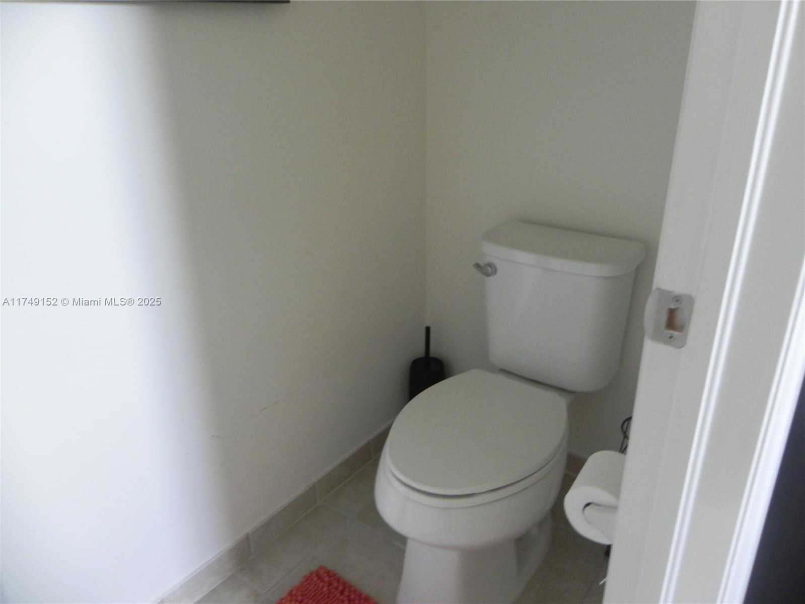 Small Image of 12170 VILLAGE PL #1, Davie Number 29