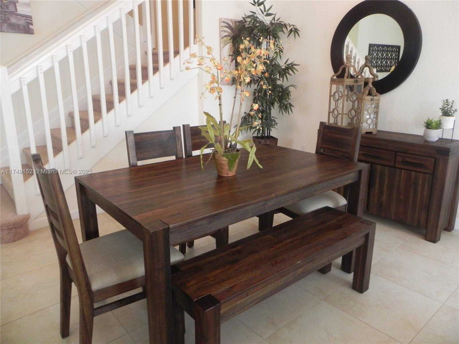 Small Image of 12170 VILLAGE PL #1, Davie Number 4