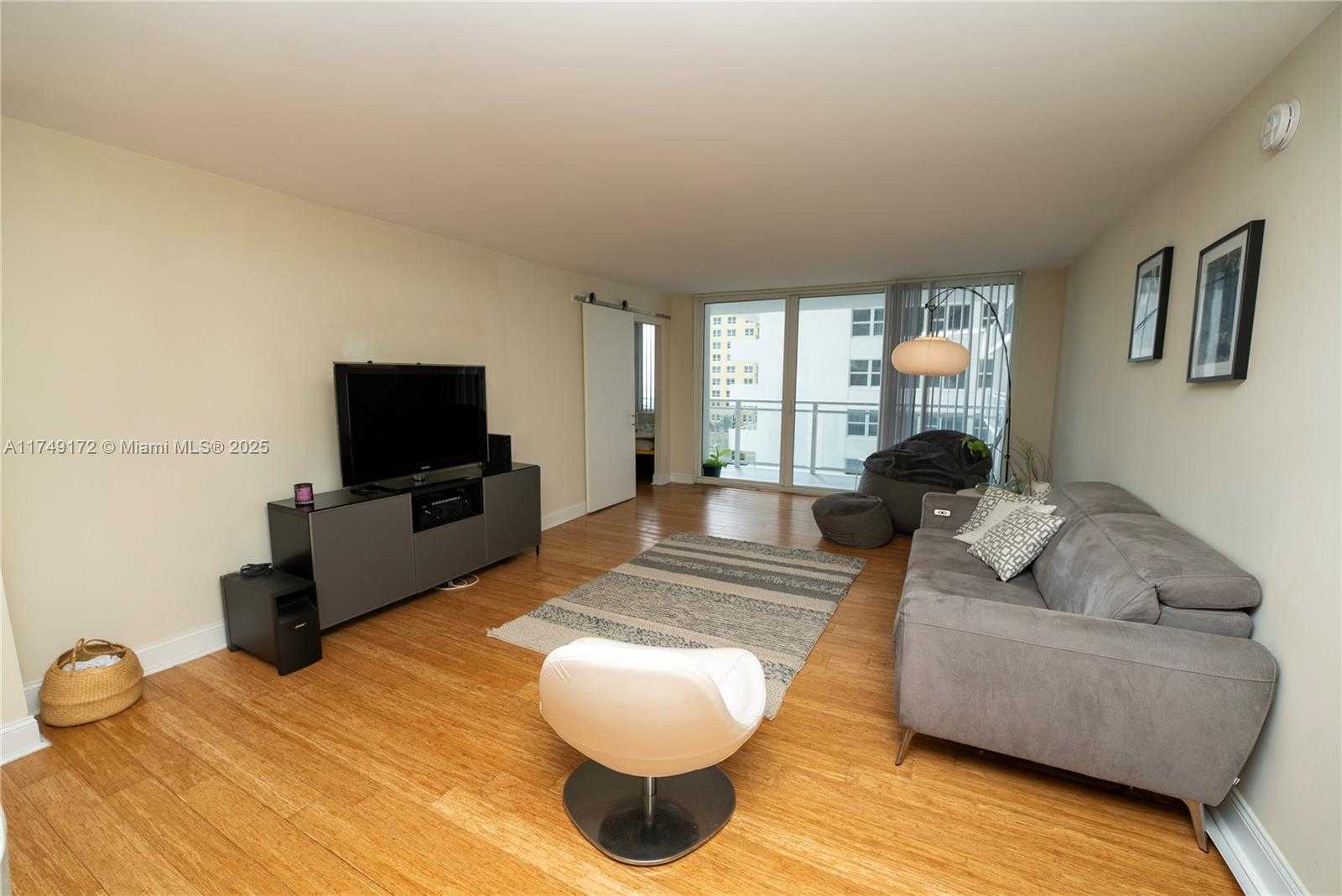 Small Image of 2030 SOUTH OCEAN DR #618, Hallandale Beach Number 14