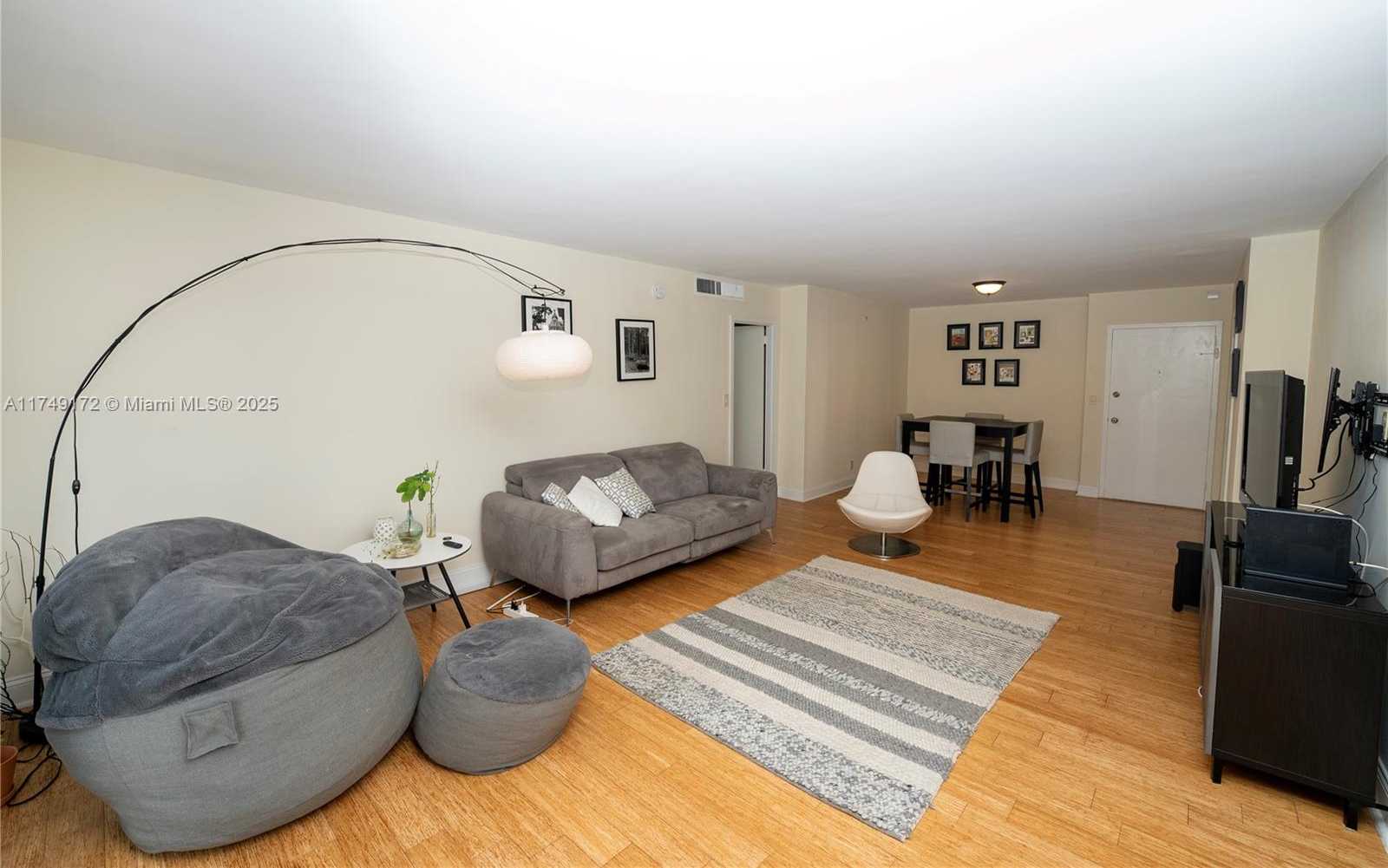 Small Image of 2030 SOUTH OCEAN DR #618, Hallandale Beach Number 15