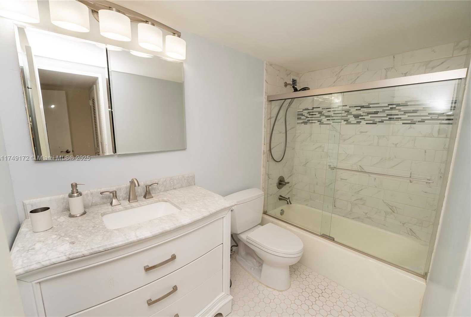 Small Image of 2030 SOUTH OCEAN DR #618, Hallandale Beach Number 25