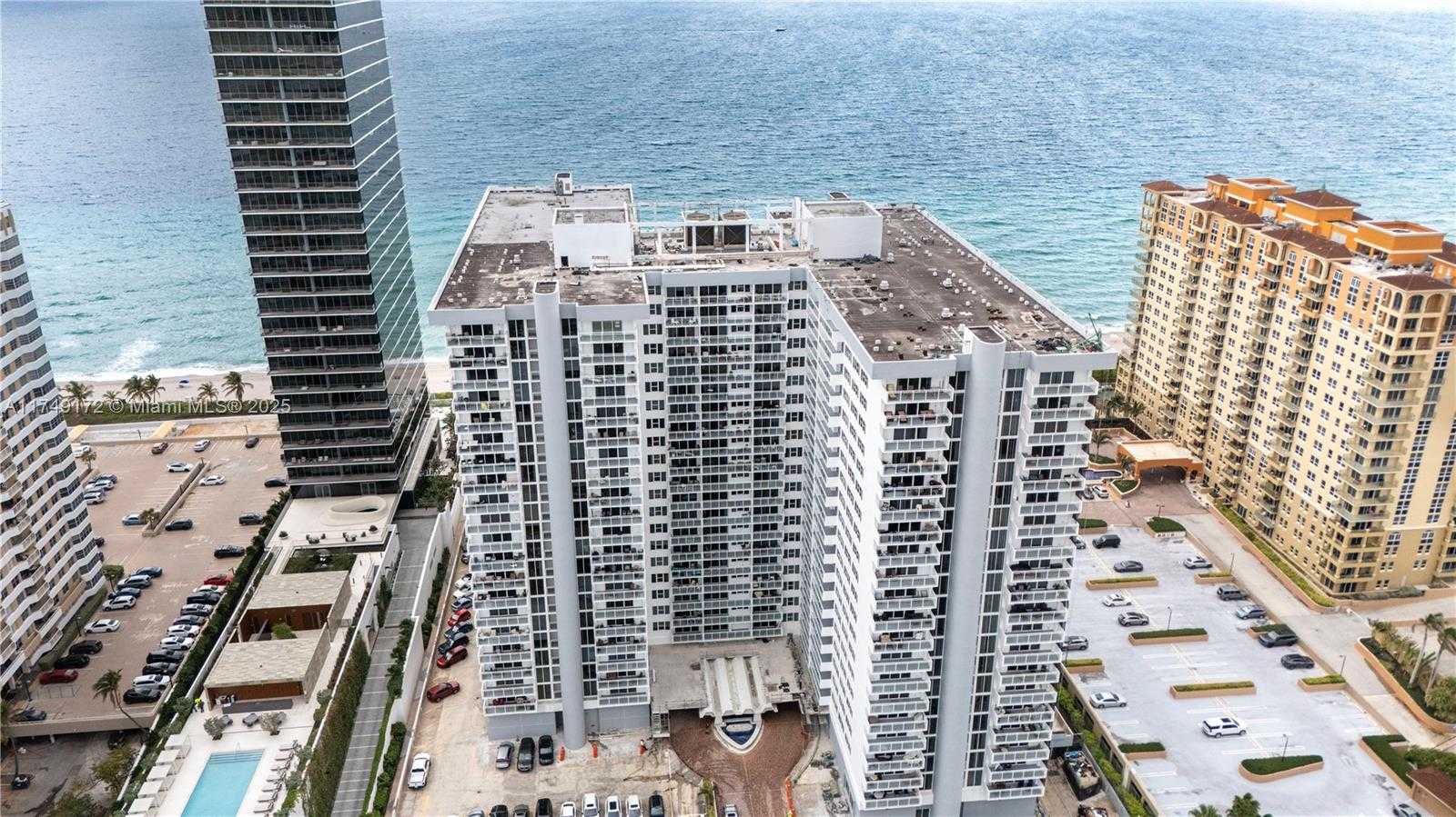 Small Image of 2030 SOUTH OCEAN DR #618, Hallandale Beach Number 3