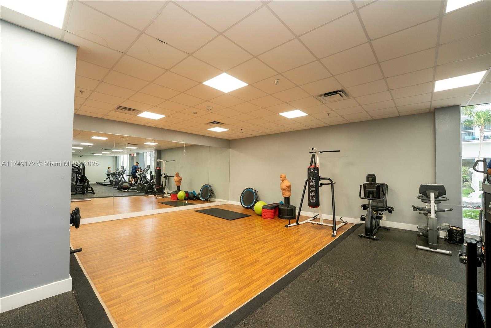 Small Image of 2030 SOUTH OCEAN DR #618, Hallandale Beach Number 30