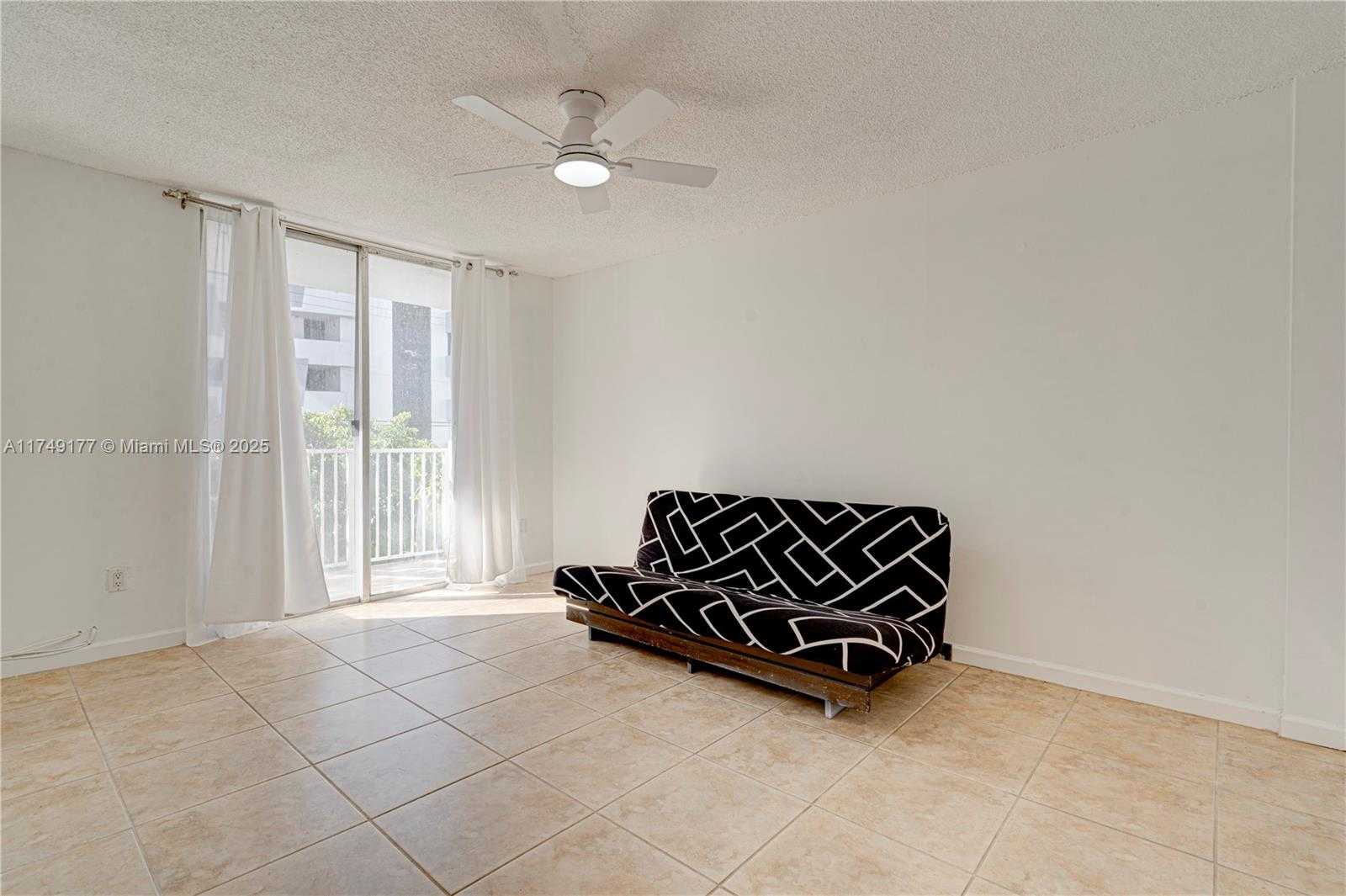 Small Image of 1801 #221, North Bay Village Number 17