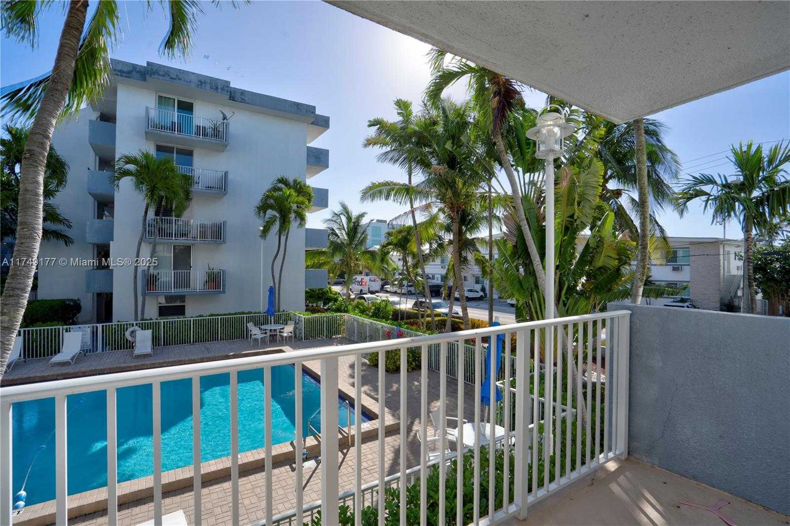 Small Image of 1801 #221, North Bay Village Number 4