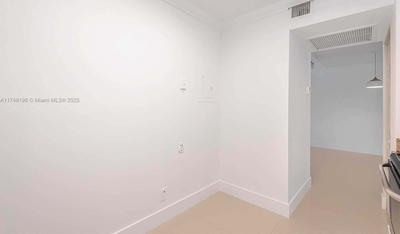 Small Image of 3300 NORTH EAST 192ND ST #205, Aventura Number 11