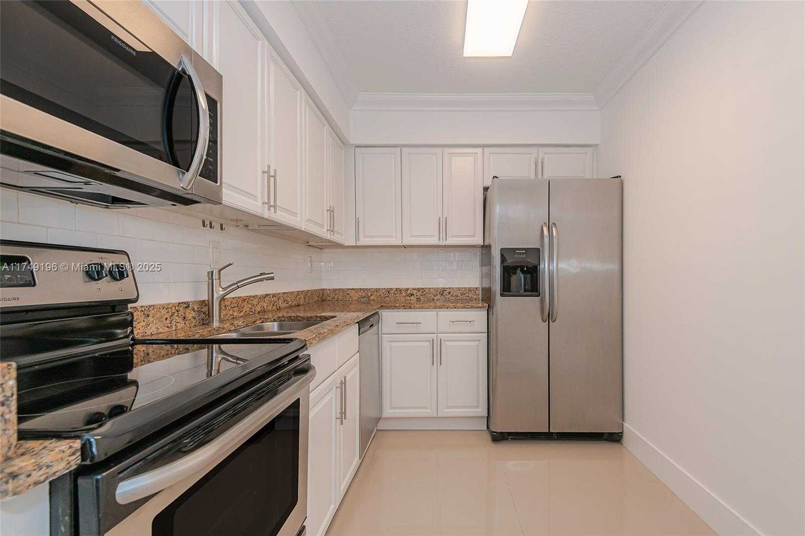 Small Image of 3300 NORTH EAST 192ND ST #205, Aventura Number 2