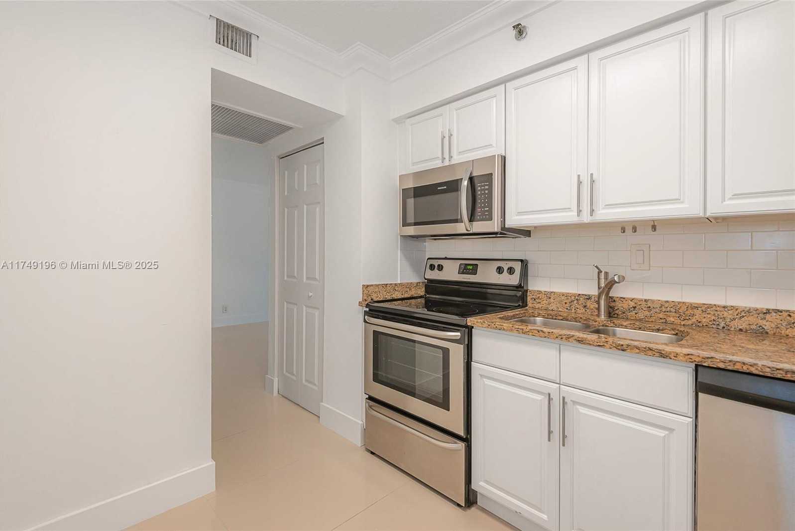Small Image of 3300 NORTH EAST 192ND ST #205, Aventura Number 3