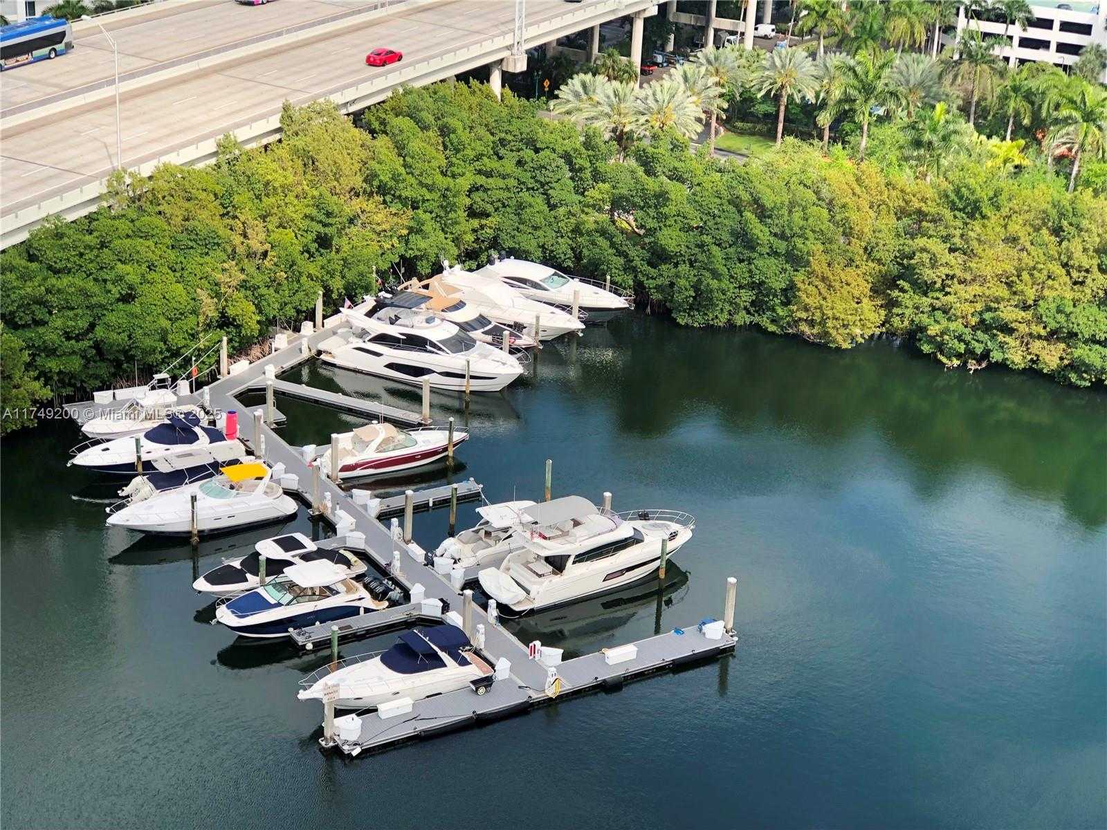 Small Image of 3500 MYSTIC POINTE DR #1905, Aventura Number 14