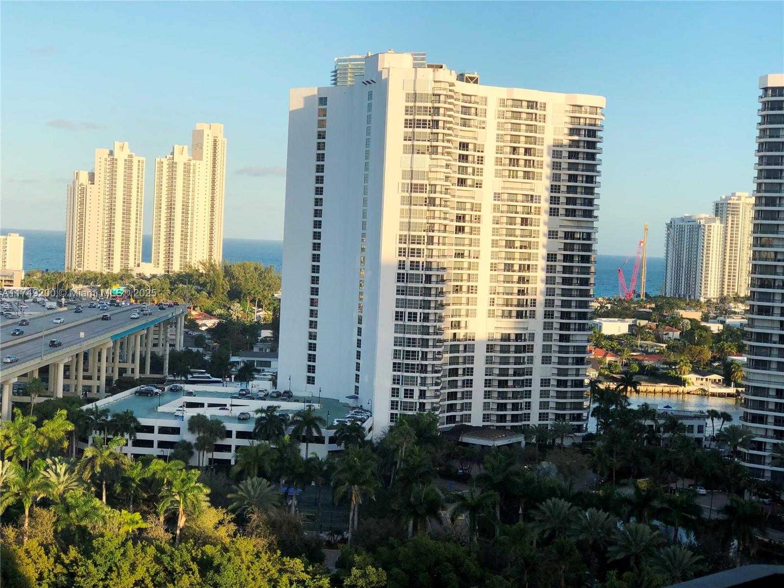 Small Image of 3500 MYSTIC POINTE DR #1905, Aventura Number 15