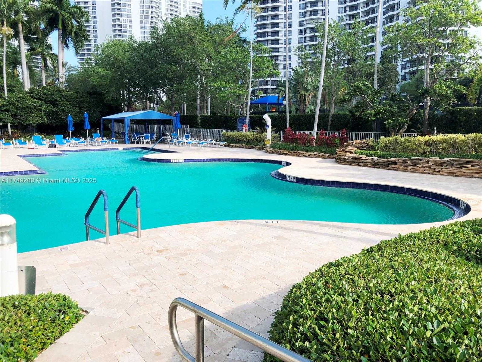 Small Image of 3500 MYSTIC POINTE DR #1905, Aventura Number 34