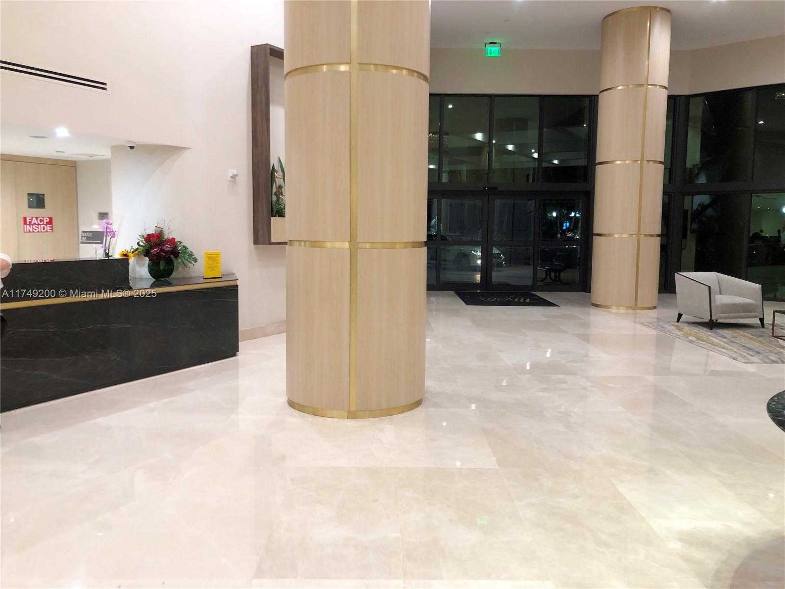 Small Image of 3500 MYSTIC POINTE DR #1905, Aventura Number 37
