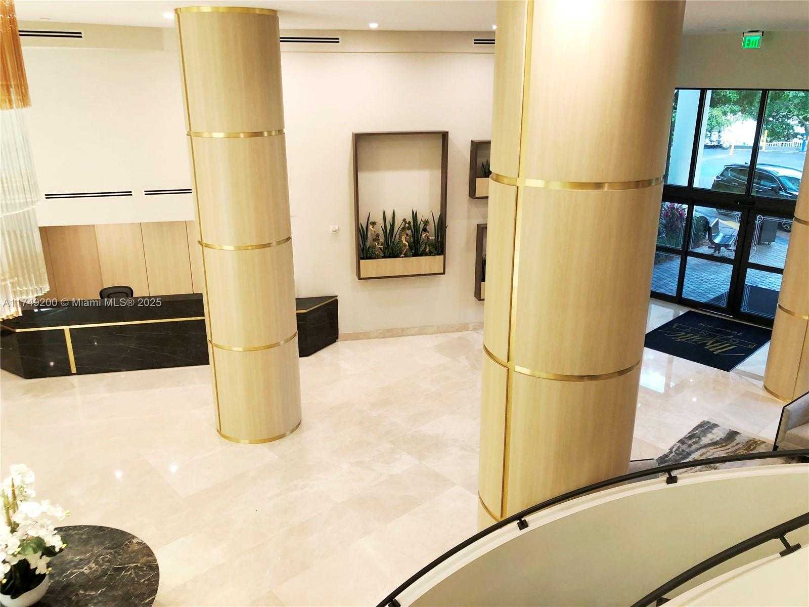 Small Image of 3500 MYSTIC POINTE DR #1905, Aventura Number 38