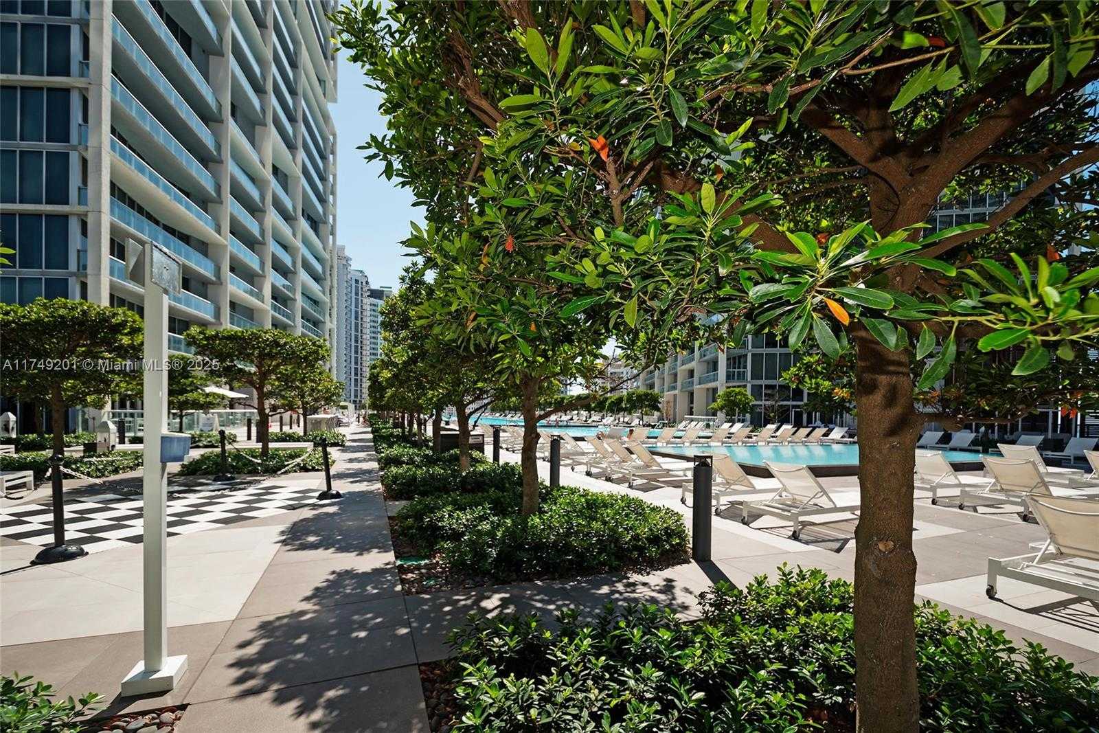 Small Image of 485 BRICKELL AVE #2603, Miami Number 6