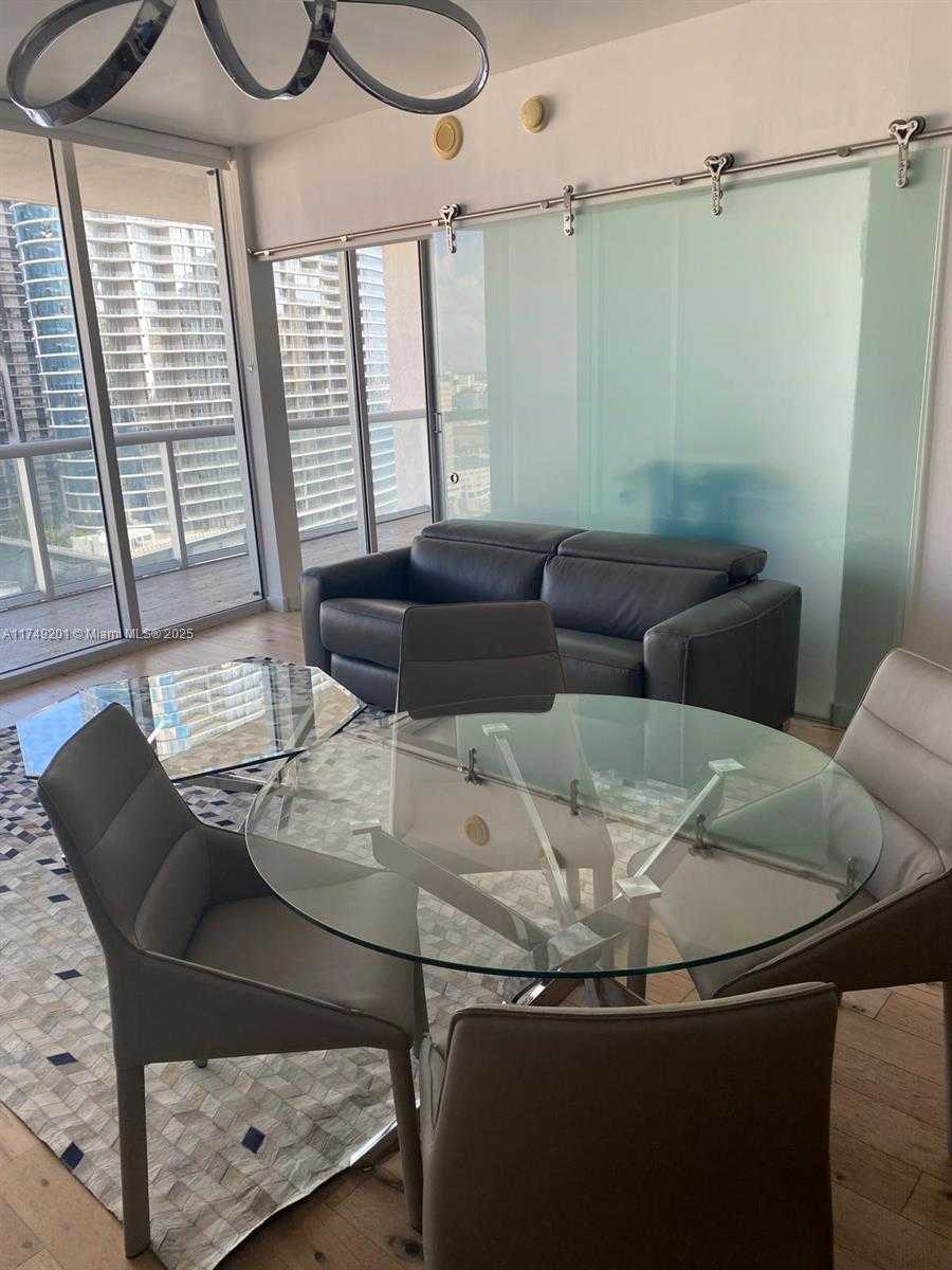 Small Image of 485 BRICKELL AVE #2603, Miami Number 7
