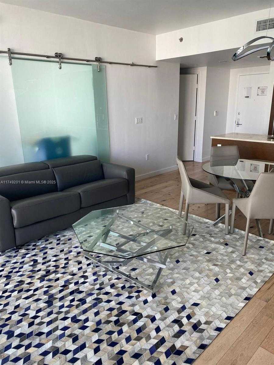 Small Image of 485 BRICKELL AVE #2603, Miami Number 8