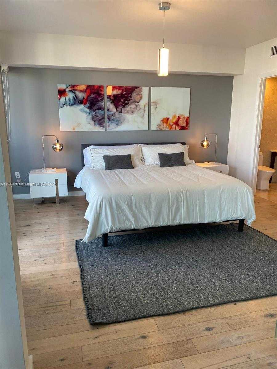 Small Image of 485 BRICKELL AVE #2603, Miami Number 9
