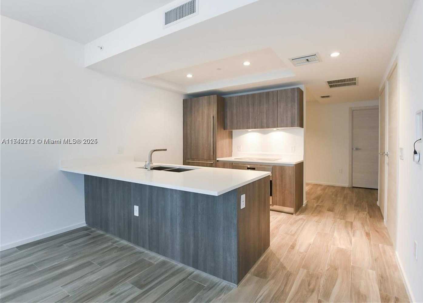 Small Image of 801 SOUTH MIAMI AVE #1808, Miami Number 19