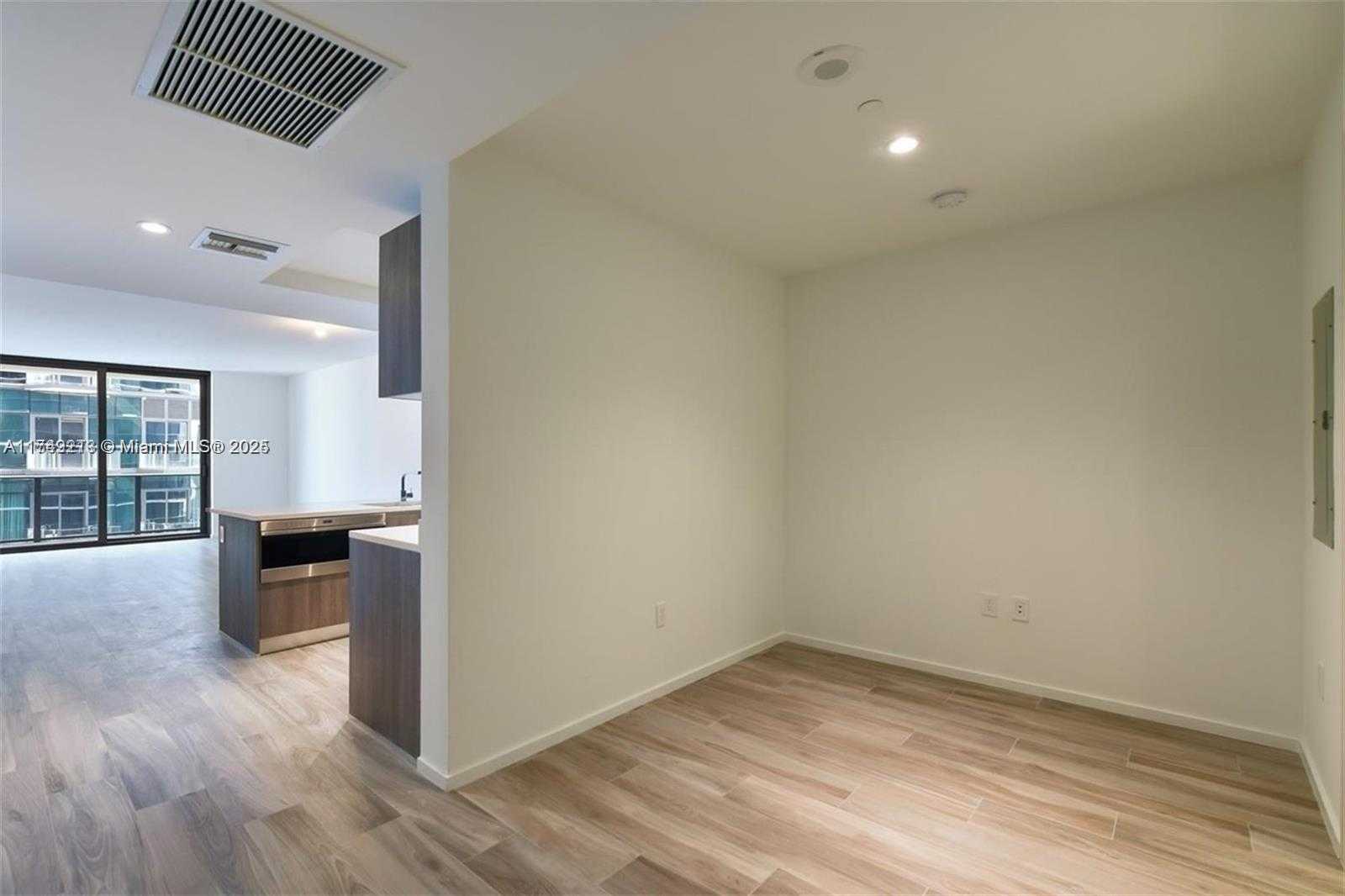 Small Image of 801 SOUTH MIAMI AVE #1808, Miami Number 24