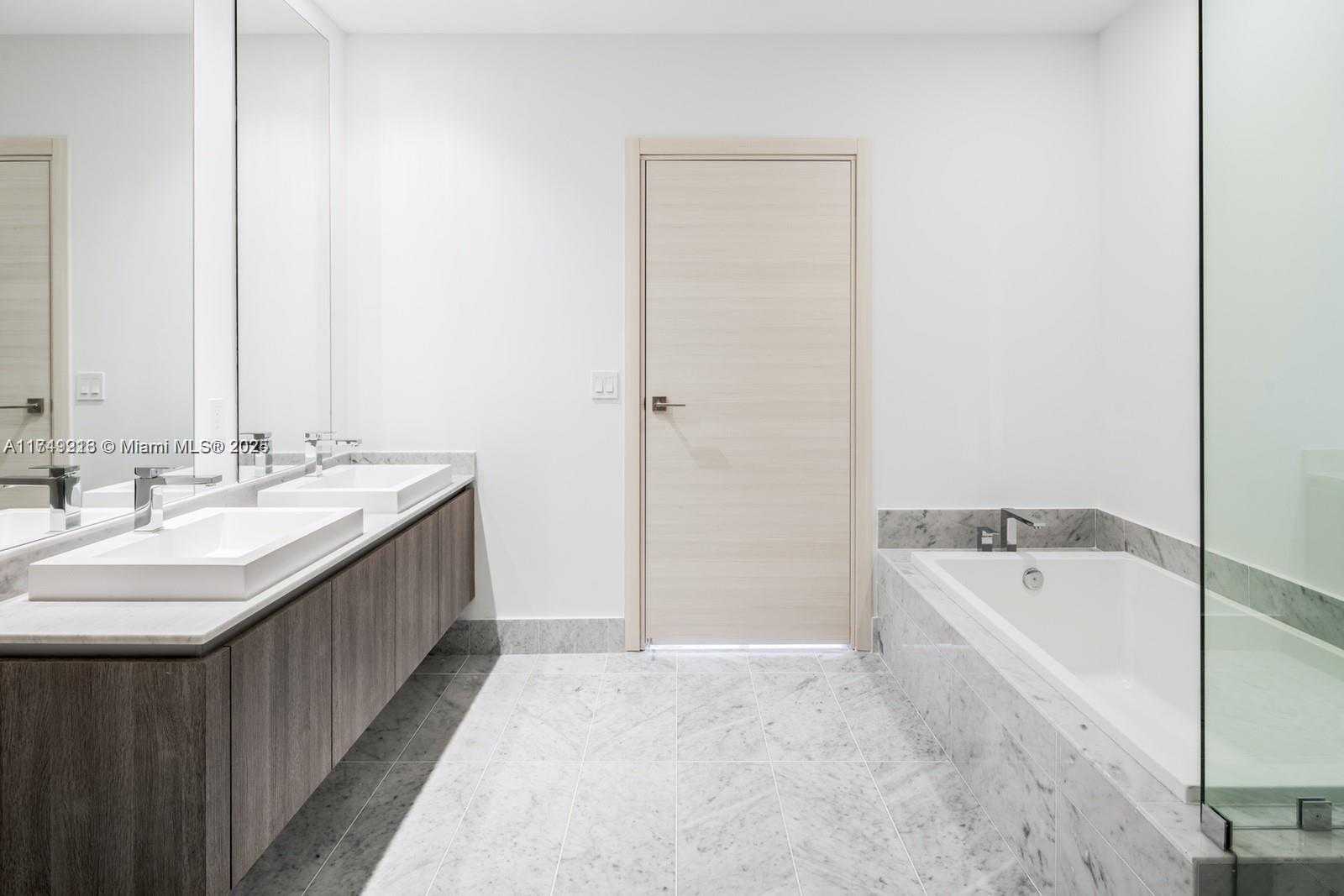Small Image of 801 SOUTH MIAMI AVE #1808, Miami Number 28