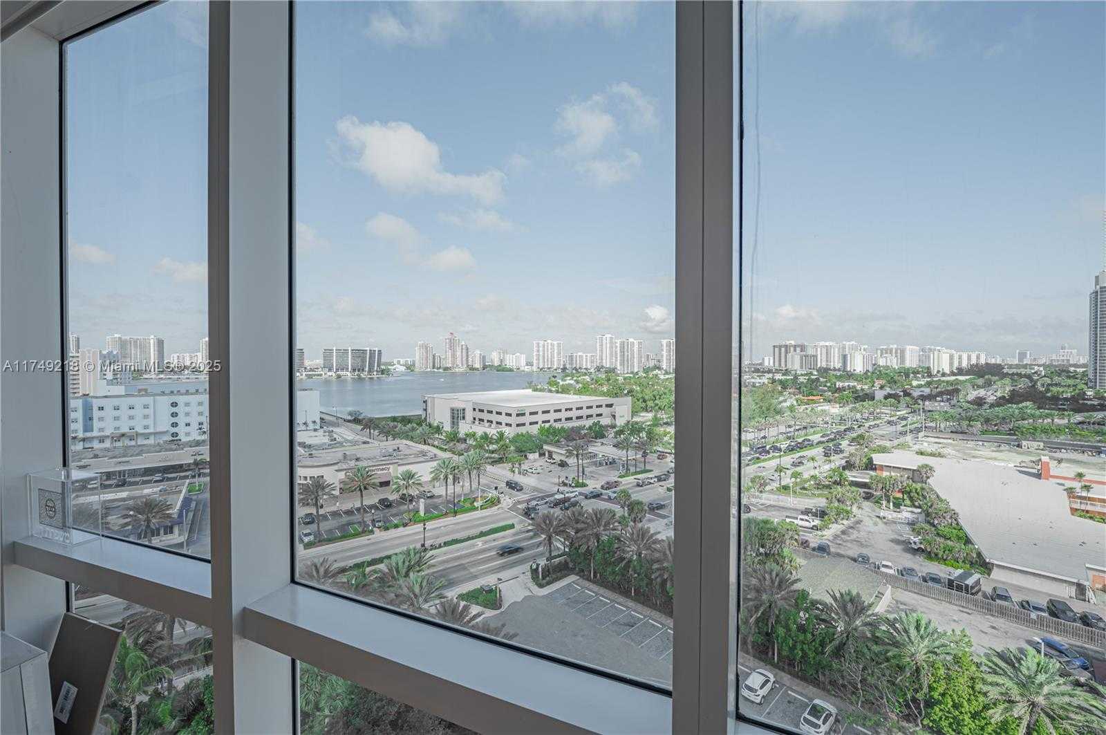 Small Image of 18201 COLLINS AVE #1201, Sunny Isles Beach Number 24