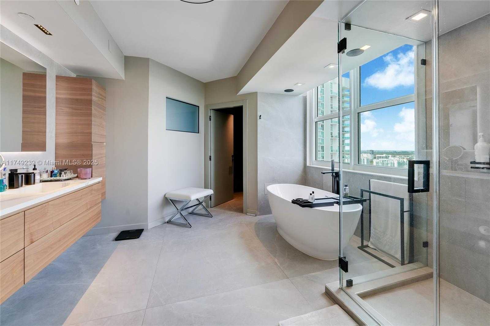 Small Image of 3201 NORTH EAST 183RD ST #2201, Aventura Number 21