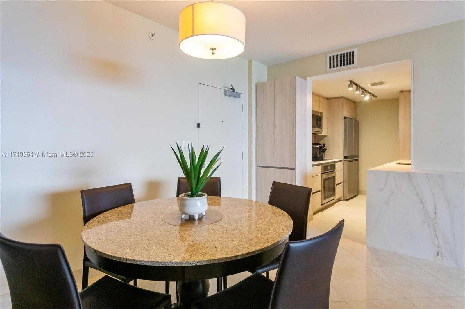 Small Image of 10275 COLLINS AV #1018, Bal Harbour Number 11