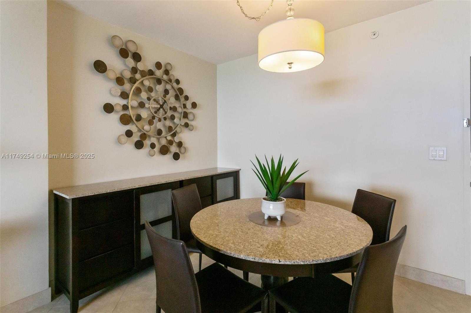 Small Image of 10275 COLLINS AV #1018, Bal Harbour Number 14