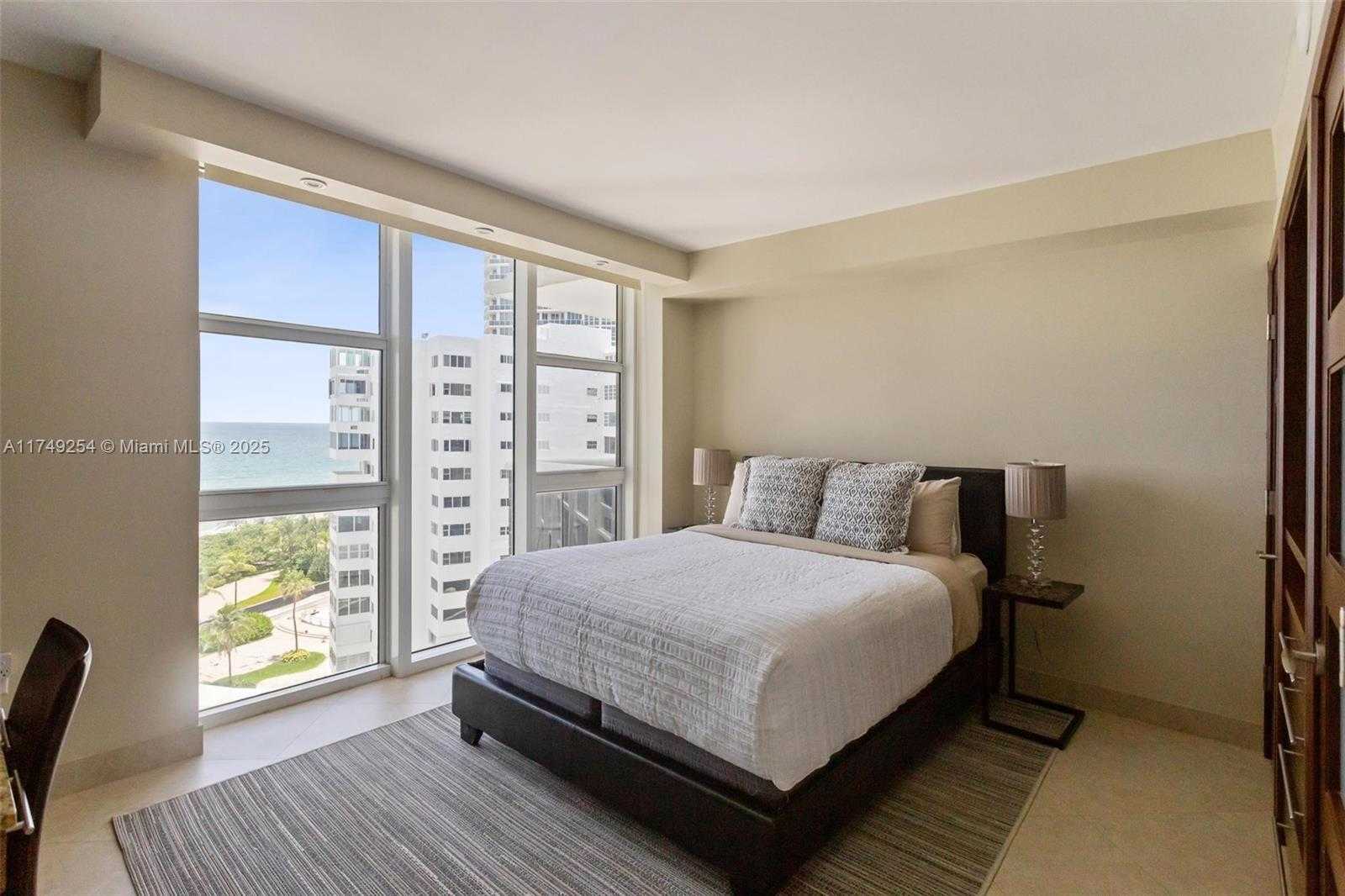 Small Image of 10275 COLLINS AV #1018, Bal Harbour Number 18