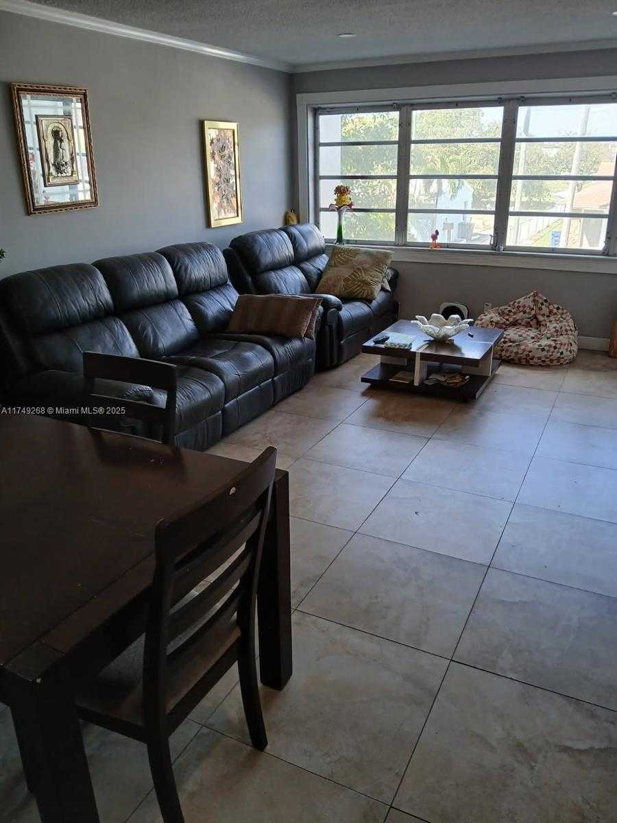 Small Image of 330 SOUTH EAST 2ND ST #202F, Hallandale Beach Number 5