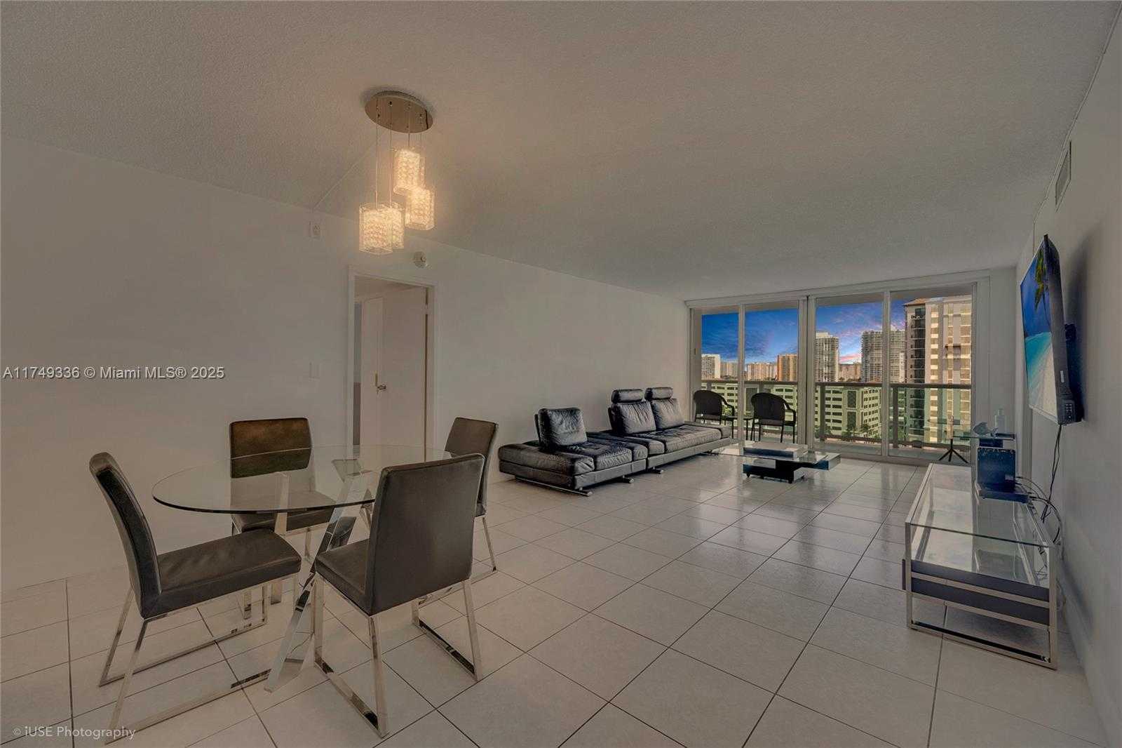 Small Image of 100 BAYVIEW DR #1231, Sunny Isles Beach Number 14