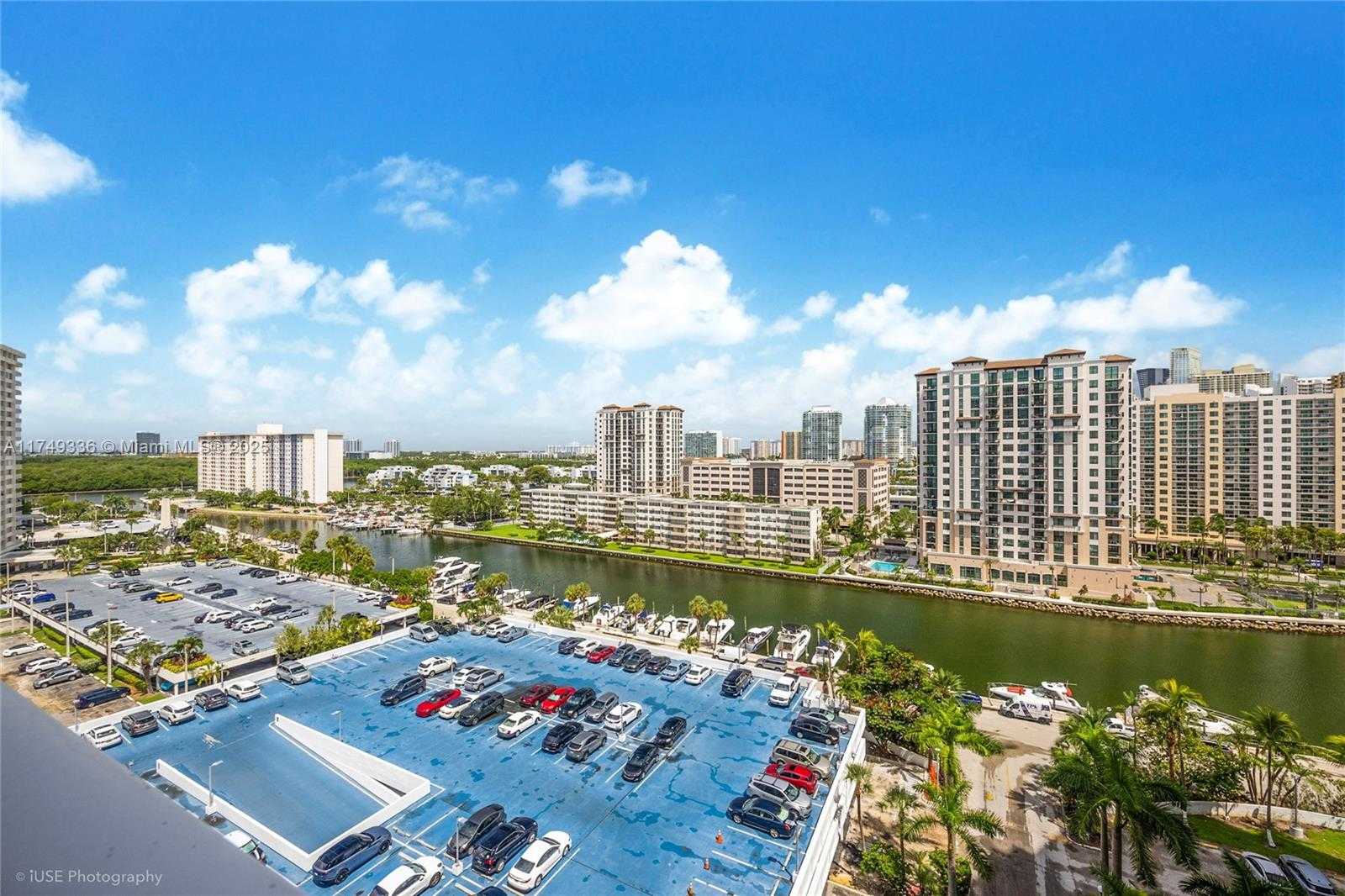 Small Image of 100 BAYVIEW DR #1231, Sunny Isles Beach Number 2
