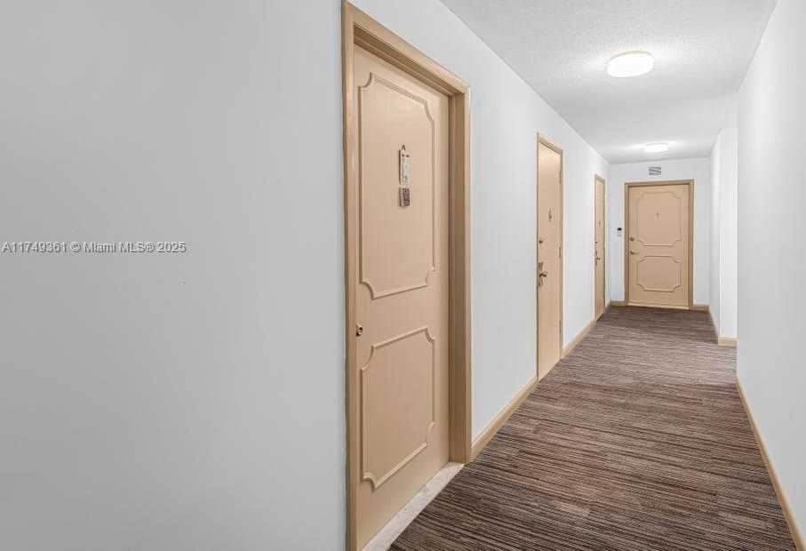 Small Image of 1410 SOUTH OCEAN DR #1103, Hollywood Number 24