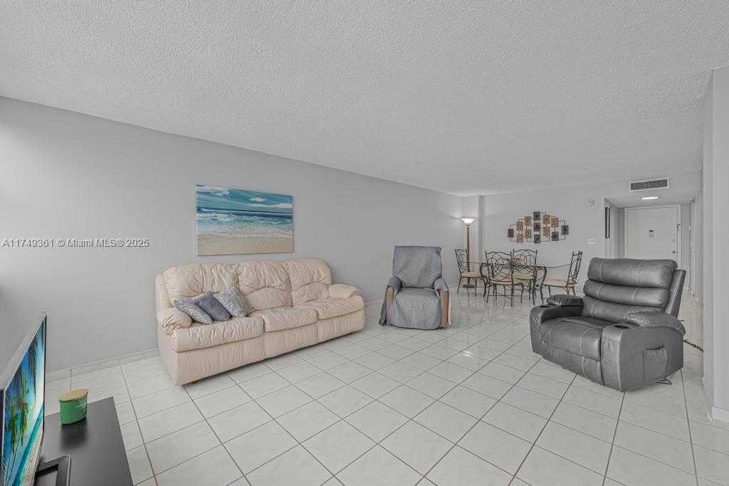 Small Image of 1410 SOUTH OCEAN DR #1103, Hollywood Number 3