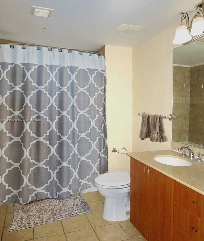 Small Image of 888 SOUTH DOUGLAS RD #1512, Coral Gables Number 7