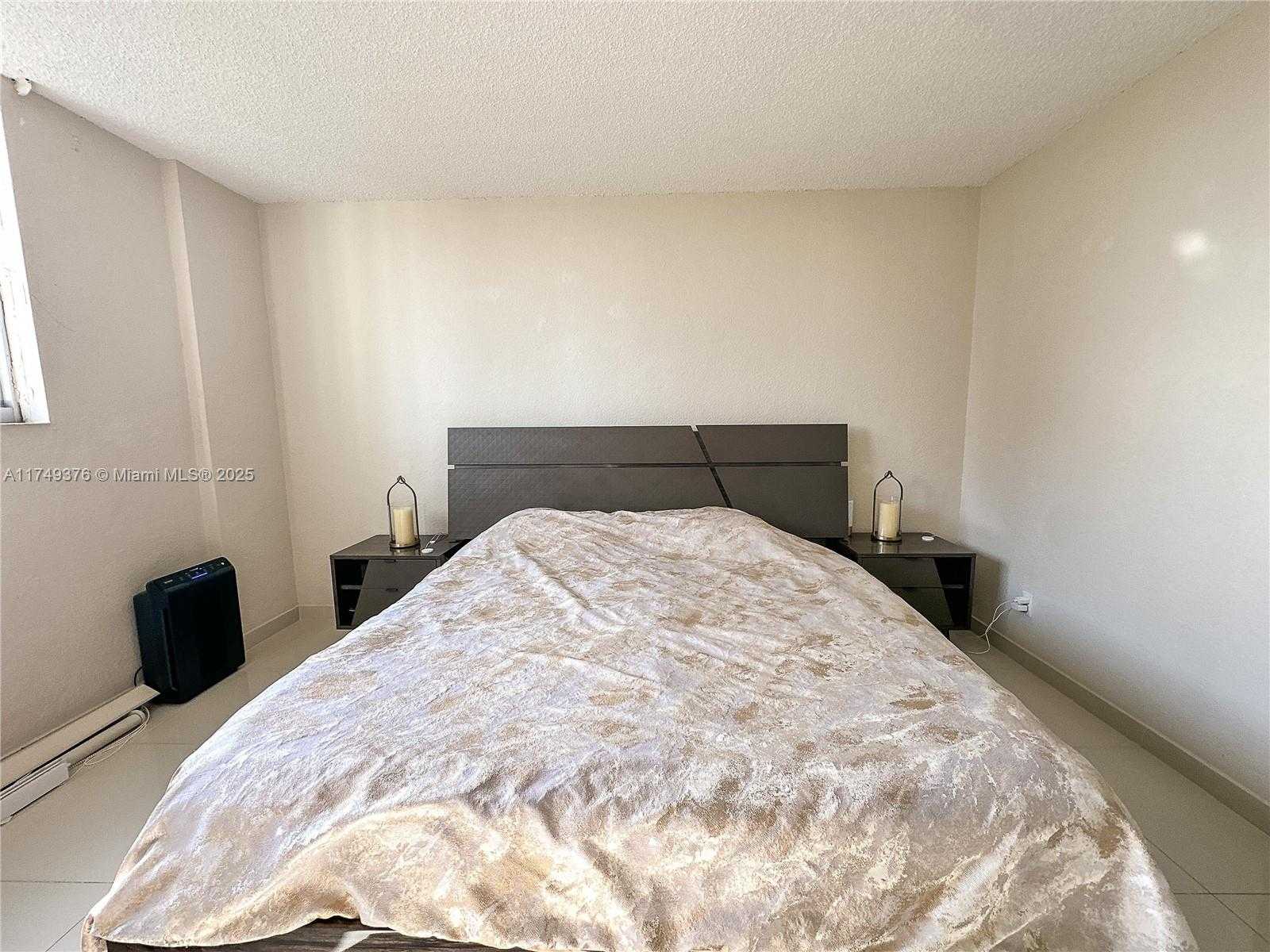 Small Image of 19370 COLLINS AVE #905, Sunny Isles Beach Number 13