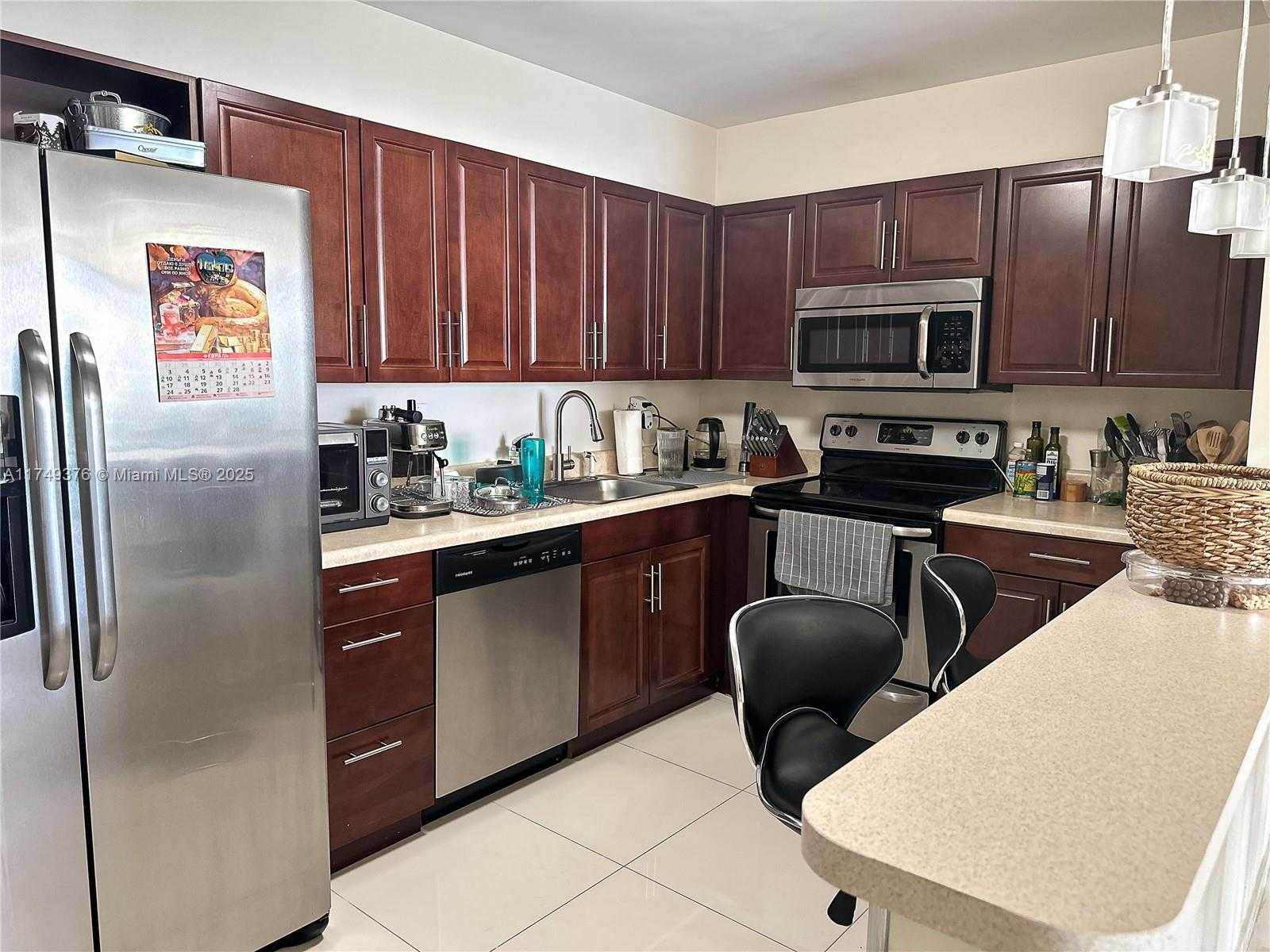 Small Image of 19370 COLLINS AVE #905, Sunny Isles Beach Number 2
